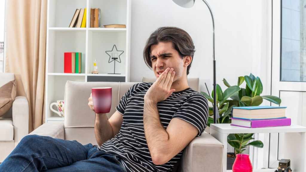 Cure Gum Disease Without a Dentist: Tips &&nbsp;Care